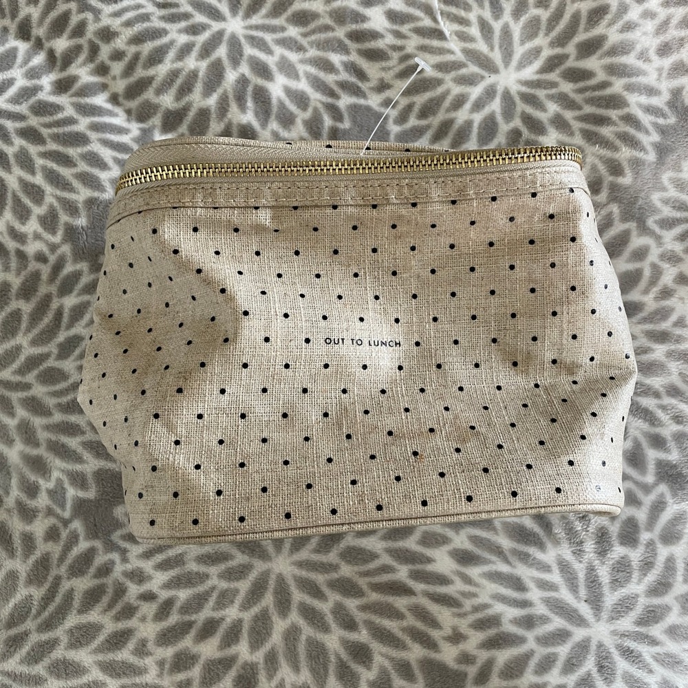 Kate Spade Lunch Bag Out to Lunch Polka Dot Lunchbox Cosmetic Bag Insulated Chic - Picture 3 of 9